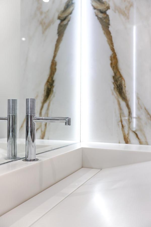 Unique Luxury Parisian Flat 2Br/6P -Champs Elysees エクステリア 写真
