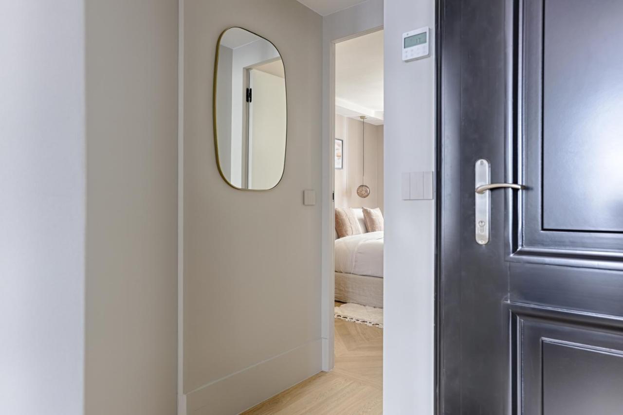 Unique Luxury Parisian Flat 2Br/6P -Champs Elysees エクステリア 写真