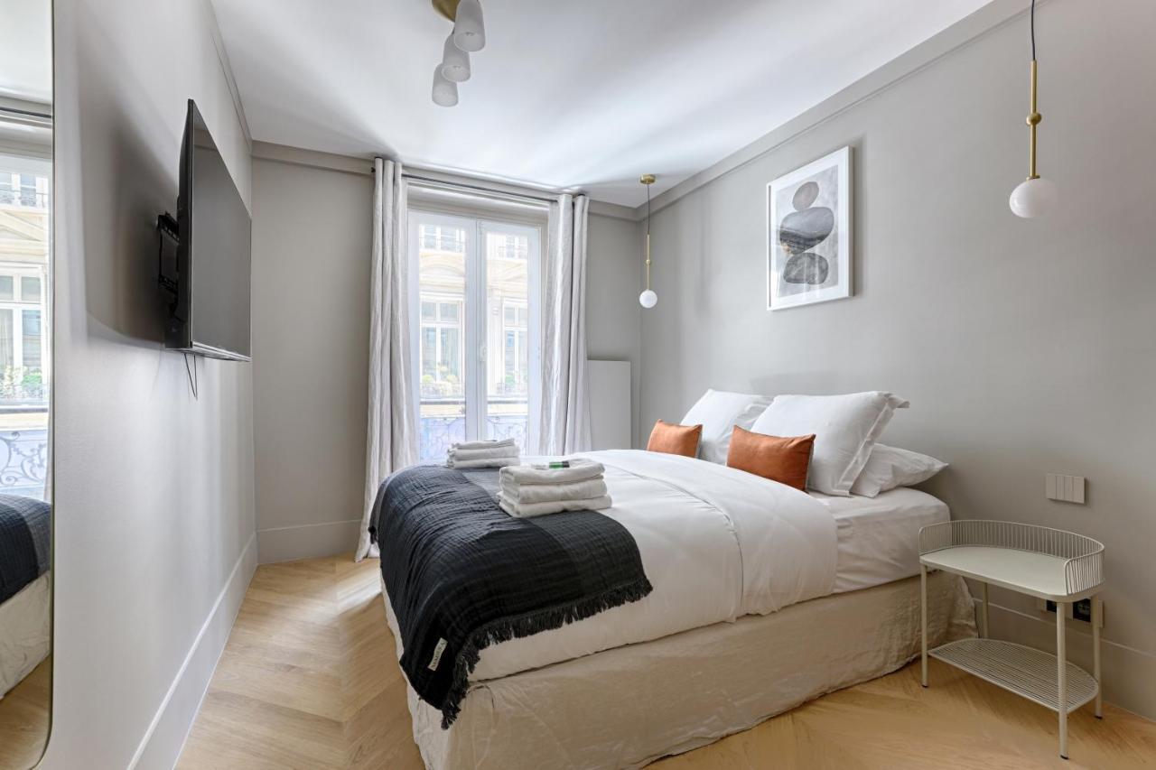 Unique Luxury Parisian Flat 2Br/6P -Champs Elysees エクステリア 写真